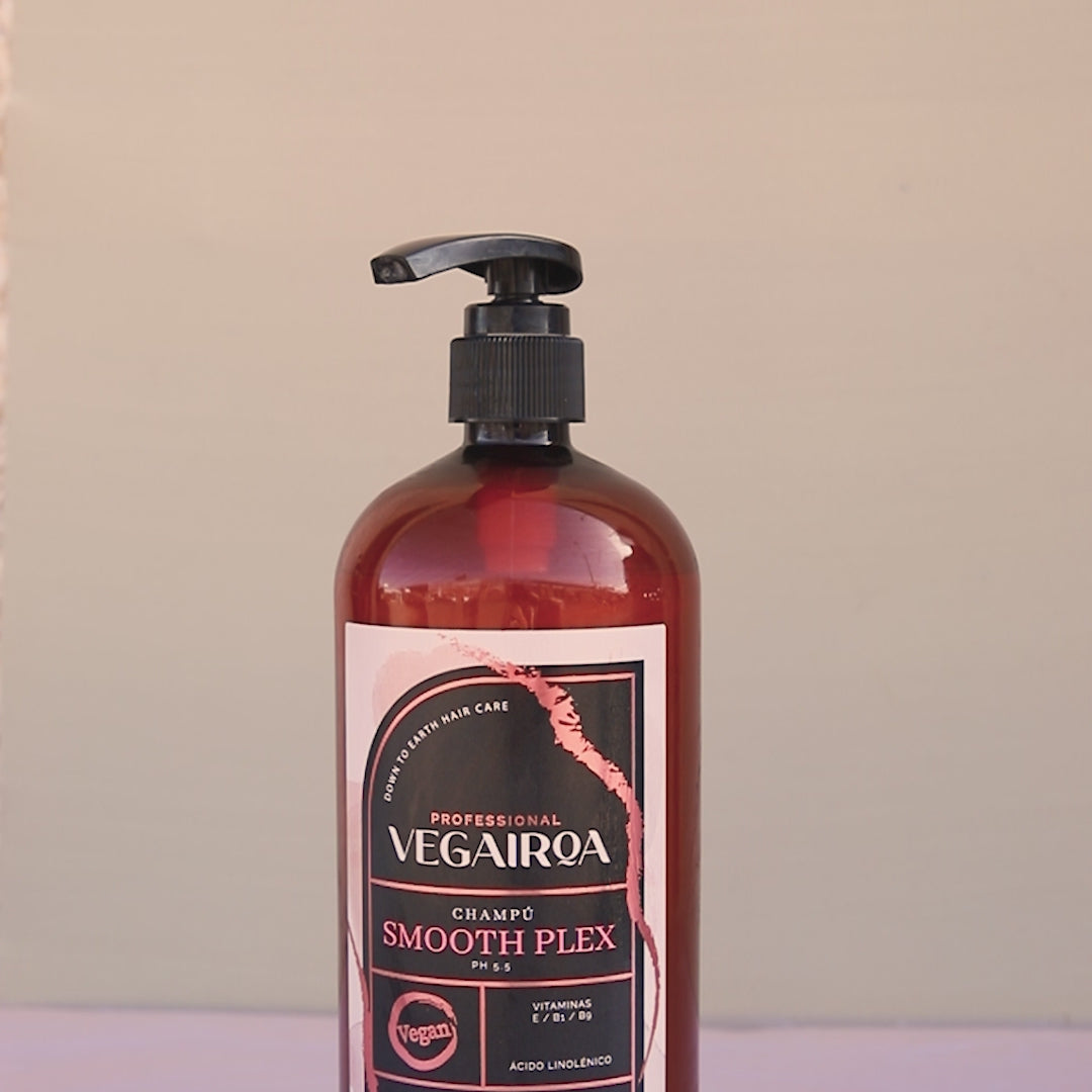 Post smoothing shampoo